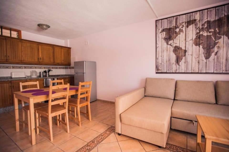 Apartment Avenida Puig Arona  Eksteriør billede